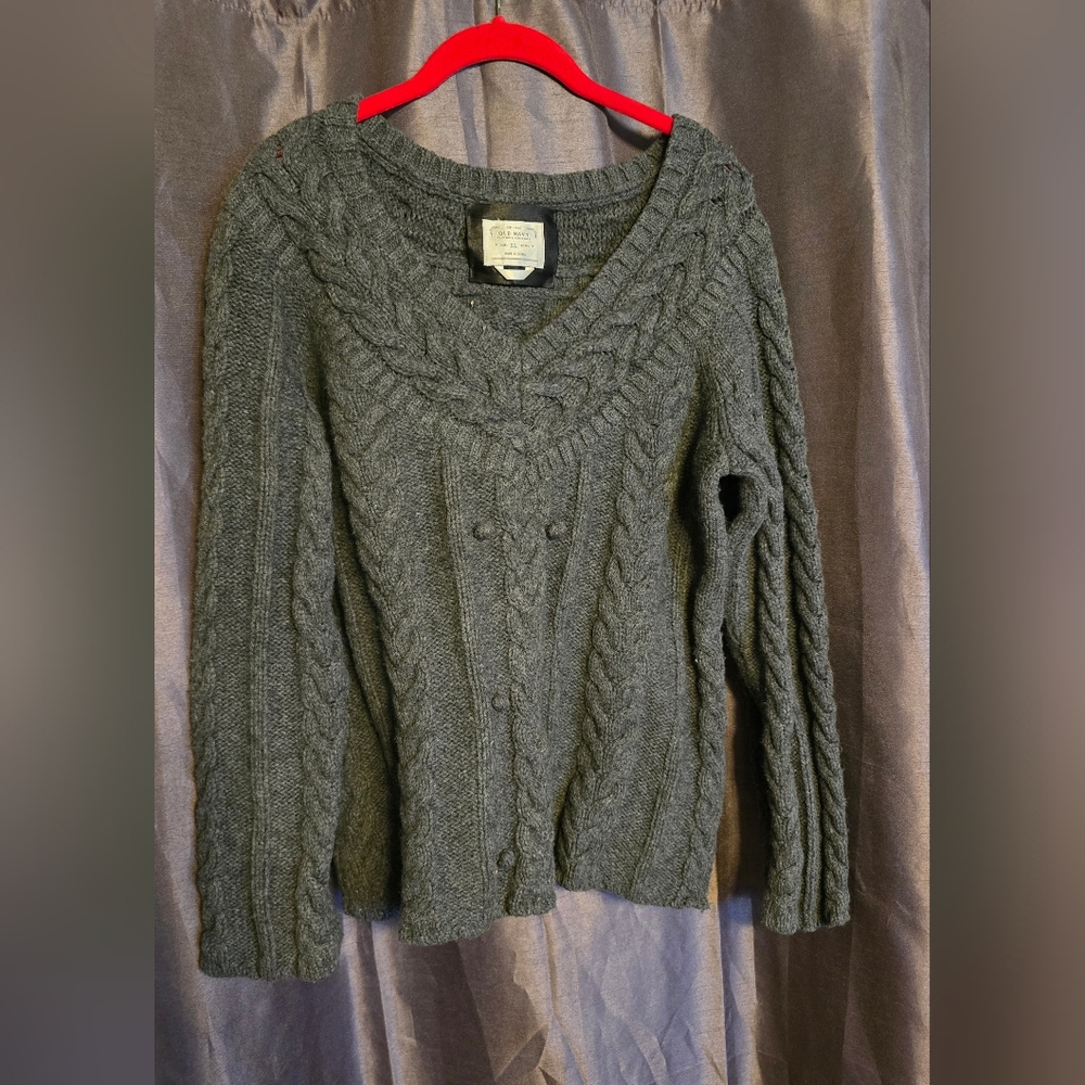 Old Navy Charcoal V-Neck Cable Knit Sweater